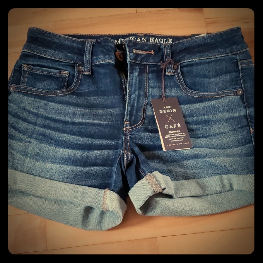 American eagle midi shorts
